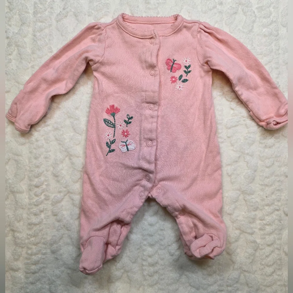 3-Piece Newborn Girl Outfit Bundle – Carter’s / Child of Mine / Just One You
